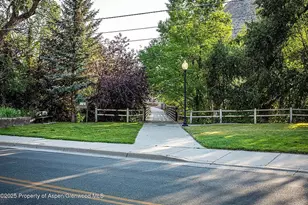 228 N 7th St, New Castle, CO 81647 - Photo 24