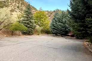 228 N 7th St, New Castle, CO 81647 - Photo 12