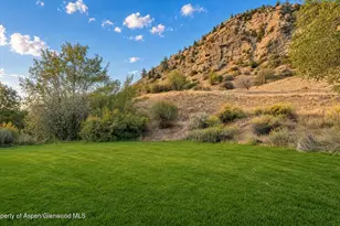 228 N 7th St, New Castle, CO 81647 - Photo 2