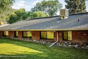 228 N 7th St, New Castle, CO 81647 - Photo 2