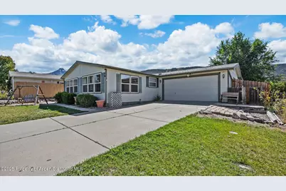 26 Baker Hill Place, Parachute, CO 81635 - Photo 2