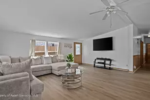 26 Baker Hill Pl, Parachute, CO 81635 - Photo 10