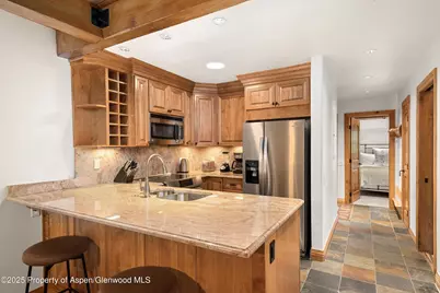 610 S West End Street #D206, Aspen, CO 81611 - Photo 4