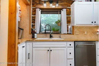 1334 County Road 250, Silt, CO 81652 - Photo 12