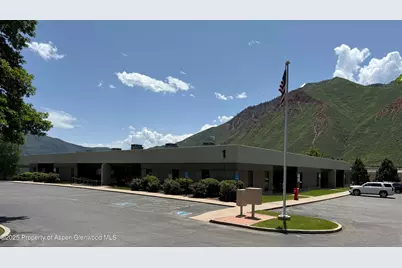 274 Center Driver Drive, Glenwood Springs, CO 81601 - Photo 2