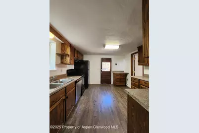 532 W Main Street, New Castle, CO 81647 - Photo 4