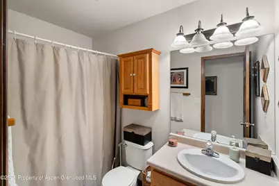 310 Mesquite Court, New Castle, CO 81647 - Photo 10