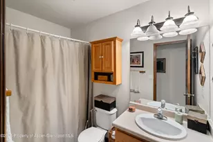 310 Mesquite Ct, New Castle, CO 81647 - Photo 10