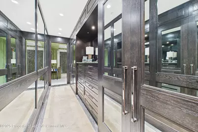 914 E Cooper Avenue, Aspen, CO 81611 - Photo 8