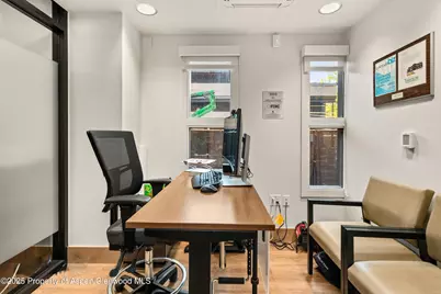 122 W Main Street, Aspen, CO 81611 - Photo 36