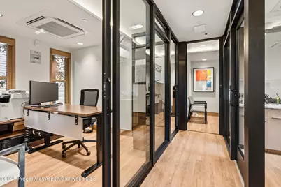 122 W Main Street, Aspen, CO 81611 - Photo 42