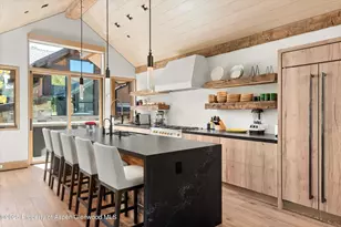 543 Walnut St, Aspen, CO 81611 - Photo 8