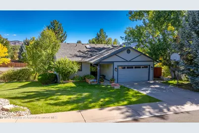838 Mountain View Drive, New Castle, CO 81647 - Photo 2