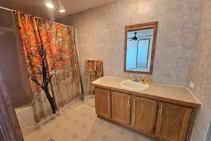 200 W 20th St, Rifle, CO 81650 - Photo 14