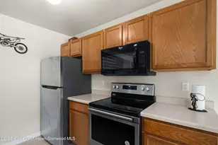 3104 Sunset Ridge Ct, Glenwood Springs, CO 81601 - Photo 8