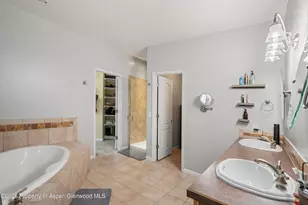 427 Lodge Pole Cir, Parachute, CO 81635 - Photo 12