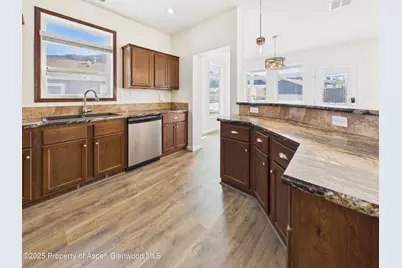 68 Salmon Loop Loop, Gypsum, CO 81637 - Photo 12