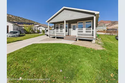 68 Salmon Loop Loop, Gypsum, CO 81637 - Photo 2