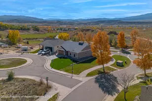 13 Belgian Ct, Silt, CO 81652 - Photo 2