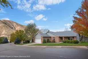 634 E First St, New Castle, CO 81647 - Photo 44