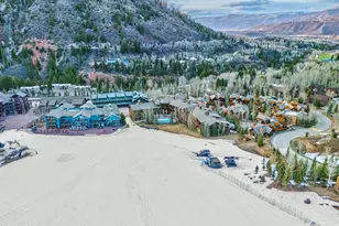 0197 Prospector Rd, Aspen, CO 81611 - Photo 2