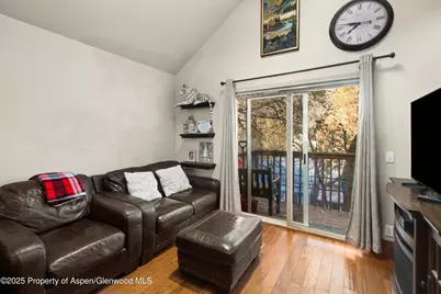 1015 Grand Avenue, Glenwood Springs, CO 81601 - Photo 8