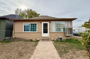 241 W 4th St St, Palisade, CO 81526 - Photo 2