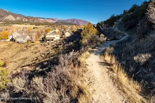 23 Sunshine Ct, New Castle, CO 81647 - Photo 16