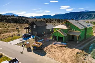 340 Pinyon Mesa Dr, Glenwood Springs, CO 81601 - Photo 2