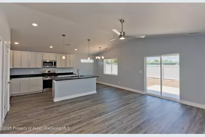 625 Nuvue Street, Delta, CO 81416 - Photo 2