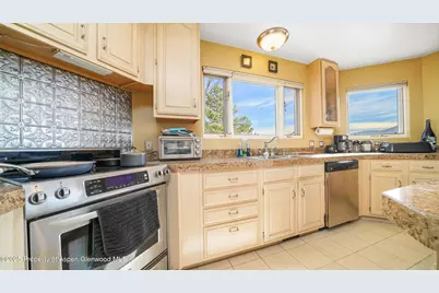 949 Edelweiss, Rifle, CO 81650 - Photo 12