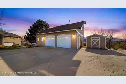 949 Edelweiss, Rifle, CO 81650 - Photo 40