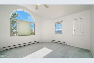 949 Edelweiss, Rifle, CO 81650 - Photo 18