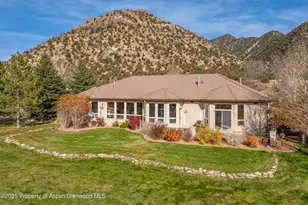 240 Lafrenz Cir, Silt, CO 81652 - Photo 2