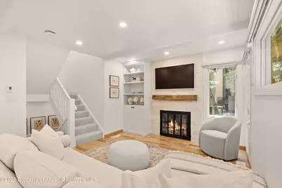814 W Bleeker Street #B2, Aspen, CO 81611 - Photo 2
