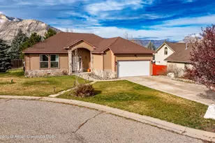 27 Snowberry Pl, Parachute, CO 81635 - Photo 4