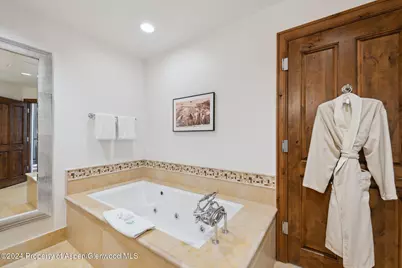 415 E Dean St., Unit 3 Week 11, Aspen, CO 81611 - Photo 12