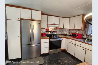 8 Navajo Street, New Castle, CO 81647 - Photo 4