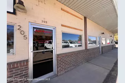 201 S 15th Street #205, Grand Junction, CO 81501 - Photo 2