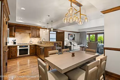 415 E Dean St., Unit 15, Week 5, Aspen, CO 81611 - Photo 4