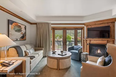 415 E Dean St., Unit 15, Week 5, Aspen, CO 81611 - Photo 2