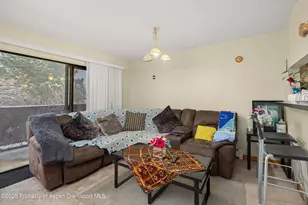 1527 Blake Ave, Glenwood Springs, CO 81601 - Photo 2