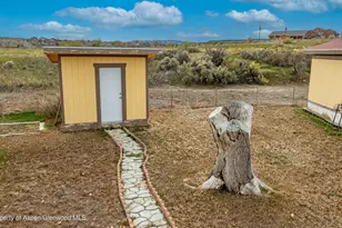 200 W 20th St, Rifle, CO 81650 - Photo 10