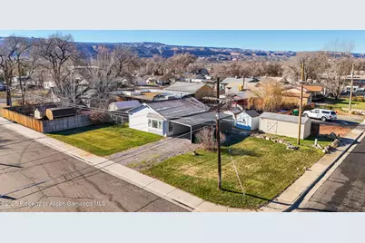 241 S Sycamore Street, Fruita, CO 81521 - Photo 2