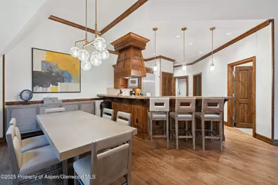 415 E Dean St., Unit 31, Week 11, Aspen, CO 81611 - Photo 6