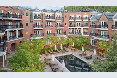 415 E Dean St., Unit 31, Week 11, Aspen, CO 81611 - Photo 34