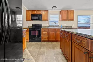 405 Hawthorn St, Craig, CO 81625 - Photo 8