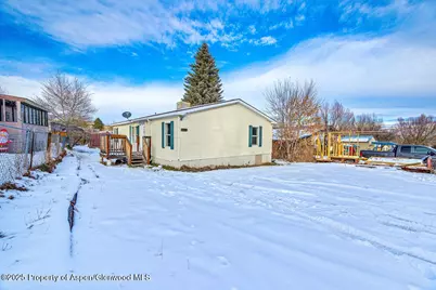 405 Hawthorn Street, Craig, CO 81625 - Photo 2