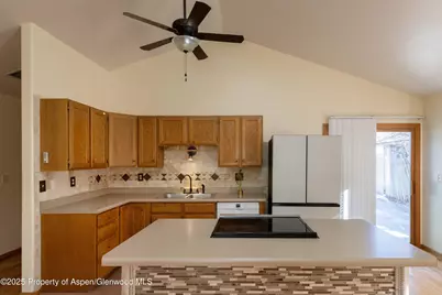 452 Palmetto Drive, New Castle, CO 81647 - Photo 2