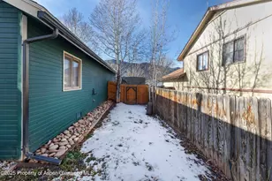 452 Palmetto Dr, New Castle, CO 81647 - Photo 14